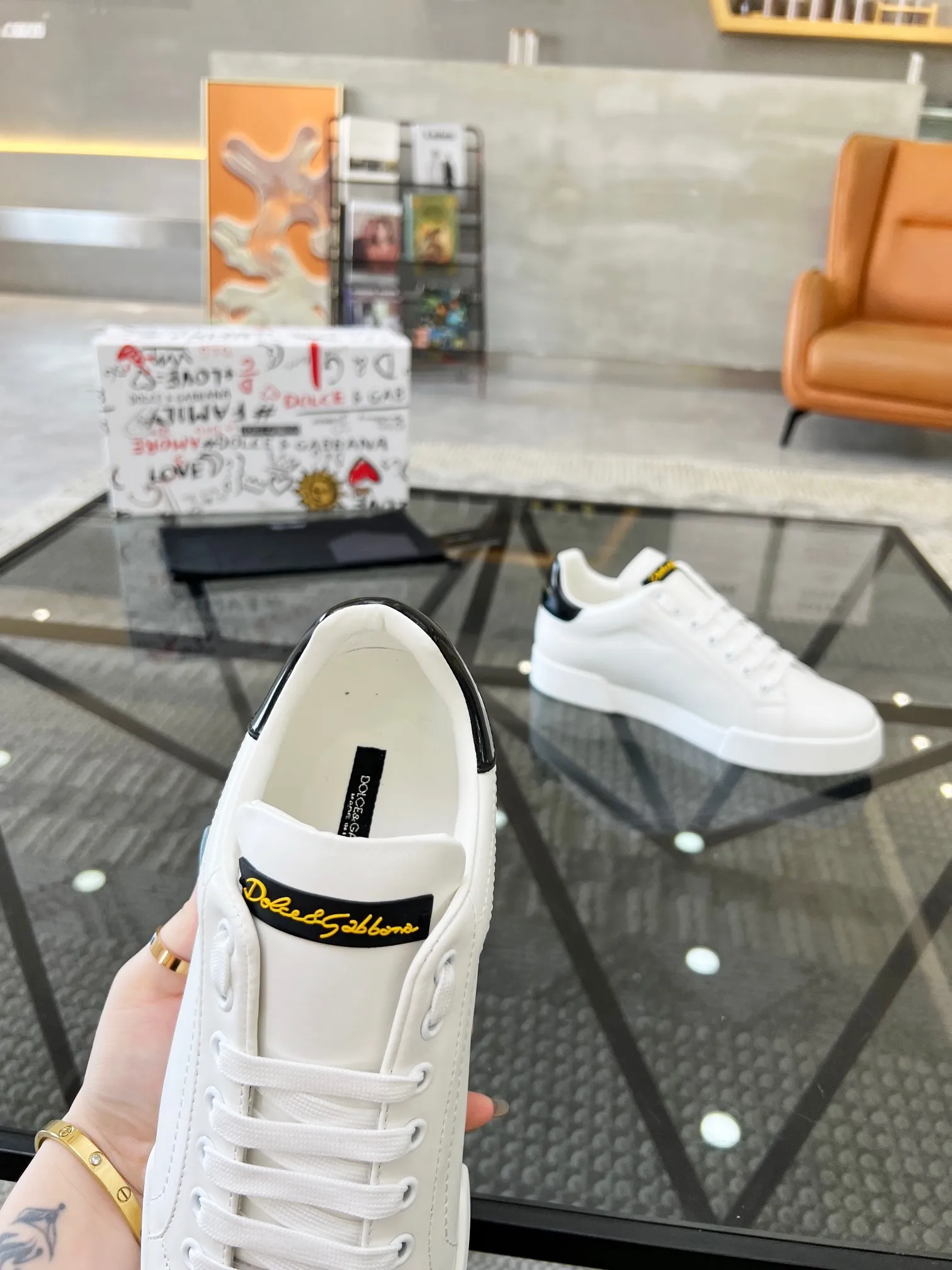 Men's shoes 360 yuan🏮🏮2023 new Dolce & Gabbana/top original single DG heavy industry series, imported original waterproof canvas, contrasting color design is super beautiful, exquisite and luxurious, super A level! Compared with the genuine product at the counter, the version is no worse at all! size：38-46